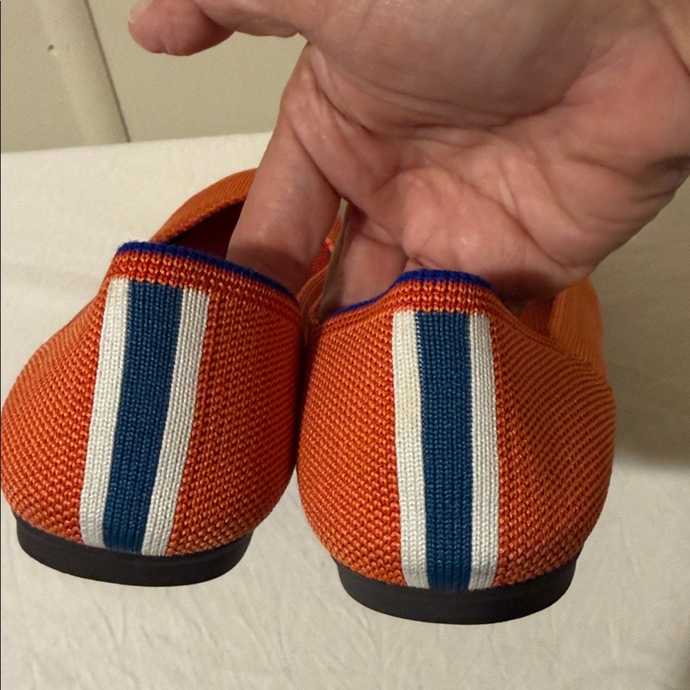 Rothy's Retired
Rare Persimmon
The Point Flats
Orange Shoe
Women's Size 8 - Picture 4 of 7